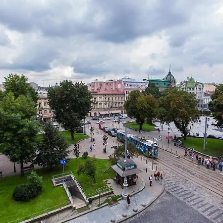 Апартаменти On Lychakivska 6-б *