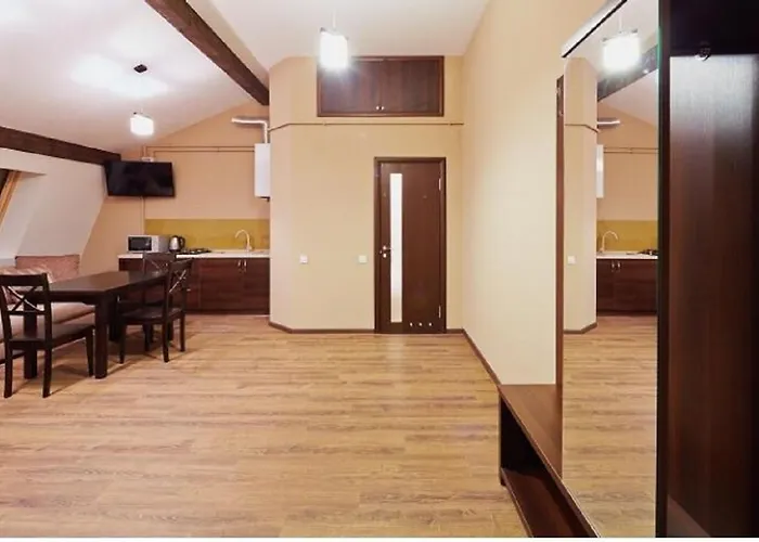 On Lychakivska 6-б Апартаменти Львів